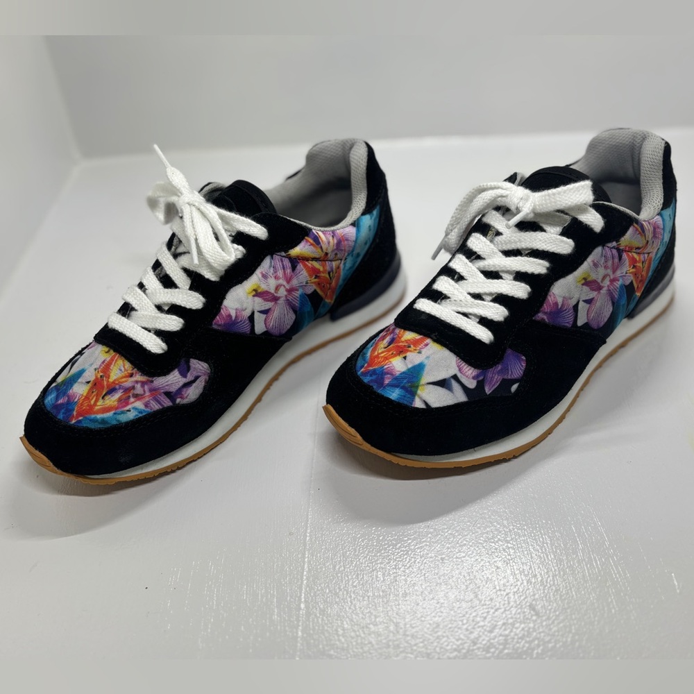Inkkas Multicolor Floral Women's Sneakers-Caladium Jogger size 7